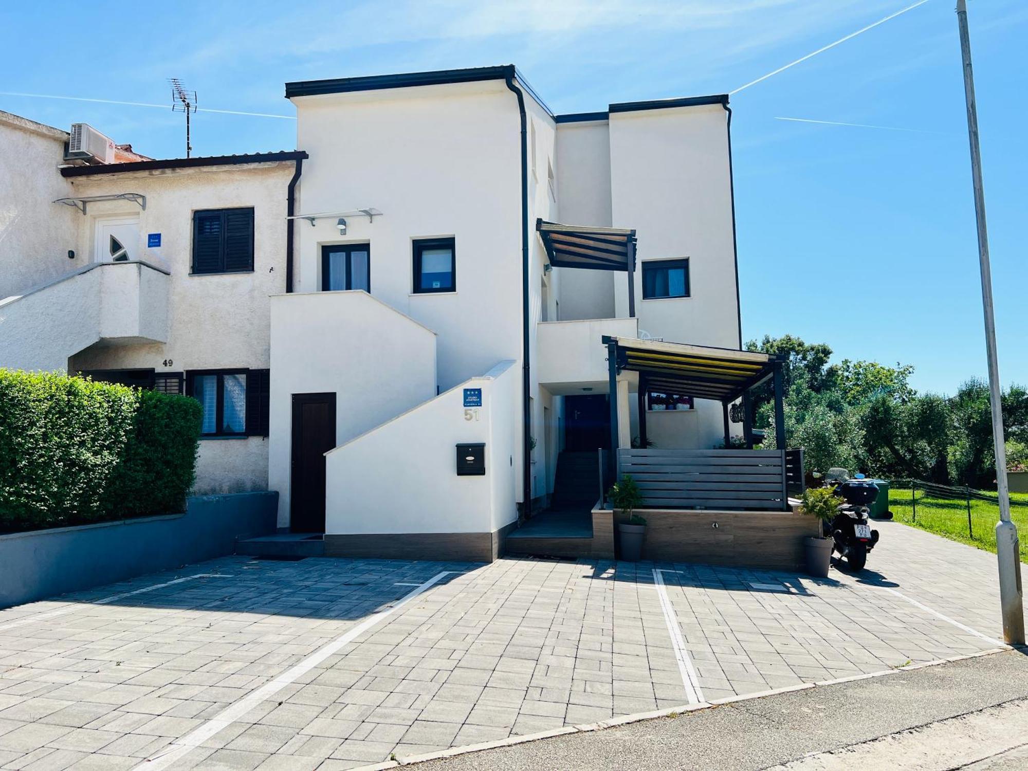 Apartments Ivanisevic Pula Exterior photo