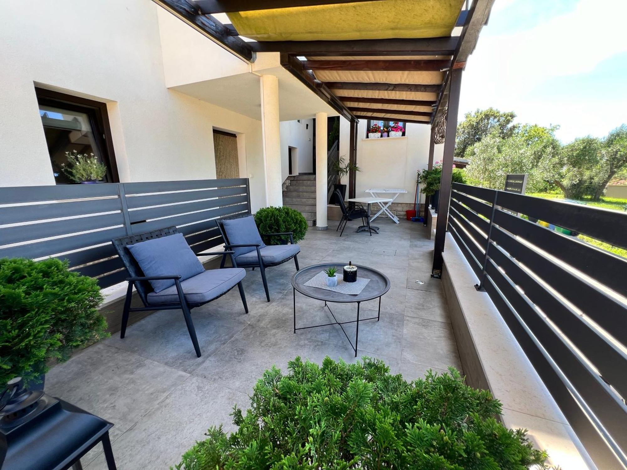 Apartments Ivanisevic Pula Exterior photo